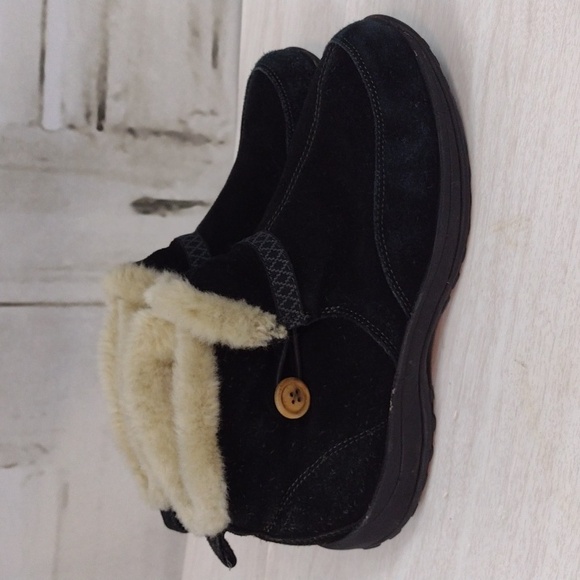 Easy Spirit Fur Trim Slip On Black Size 9.5 - Picture 4 of 7